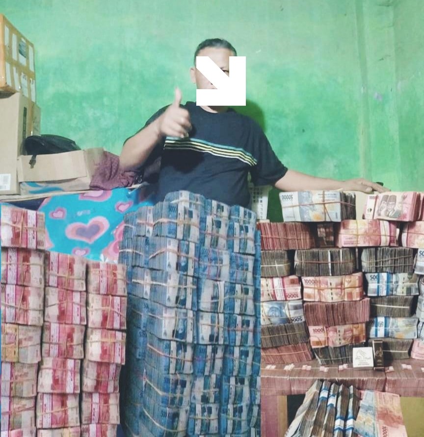 Modus Uang Gaib Kembali Memakan Korban di Karawang Puluhan Juta Raib