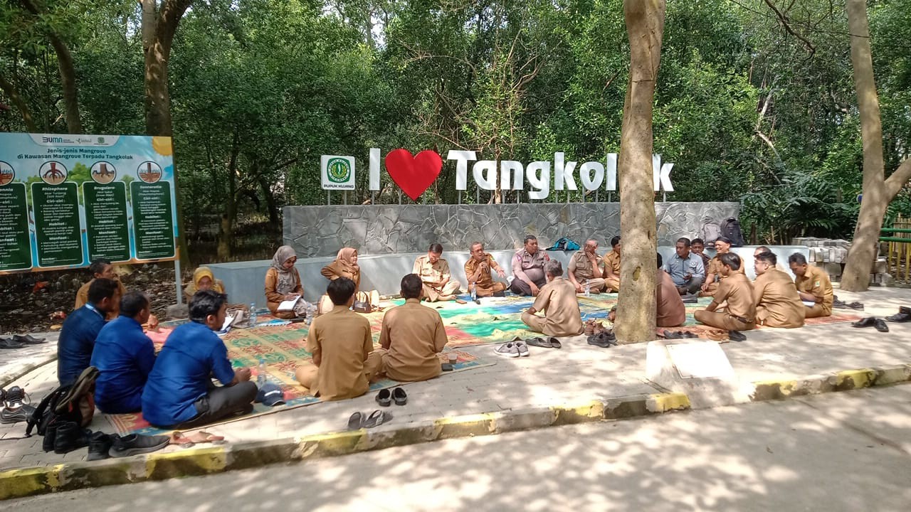 Kegiatan Minggon Kecamatan Cilamaya Wetan Digelar di Wisata Hutan Mangrove Tangkolak Timur