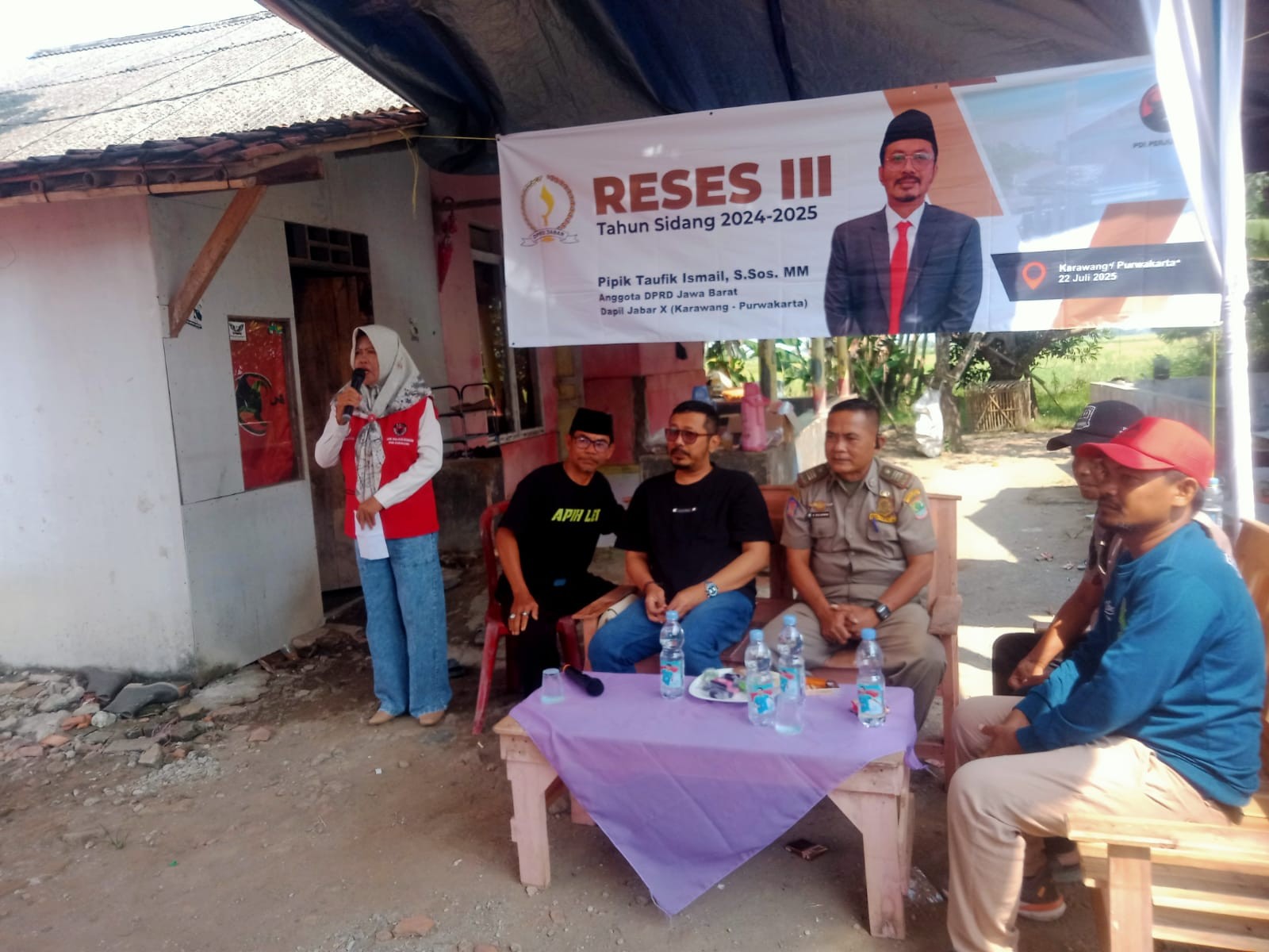 Pipik Taufik Ismail Serap Aspirasi Warga Desa Kertamukti dalam Reses DPRD Jabar