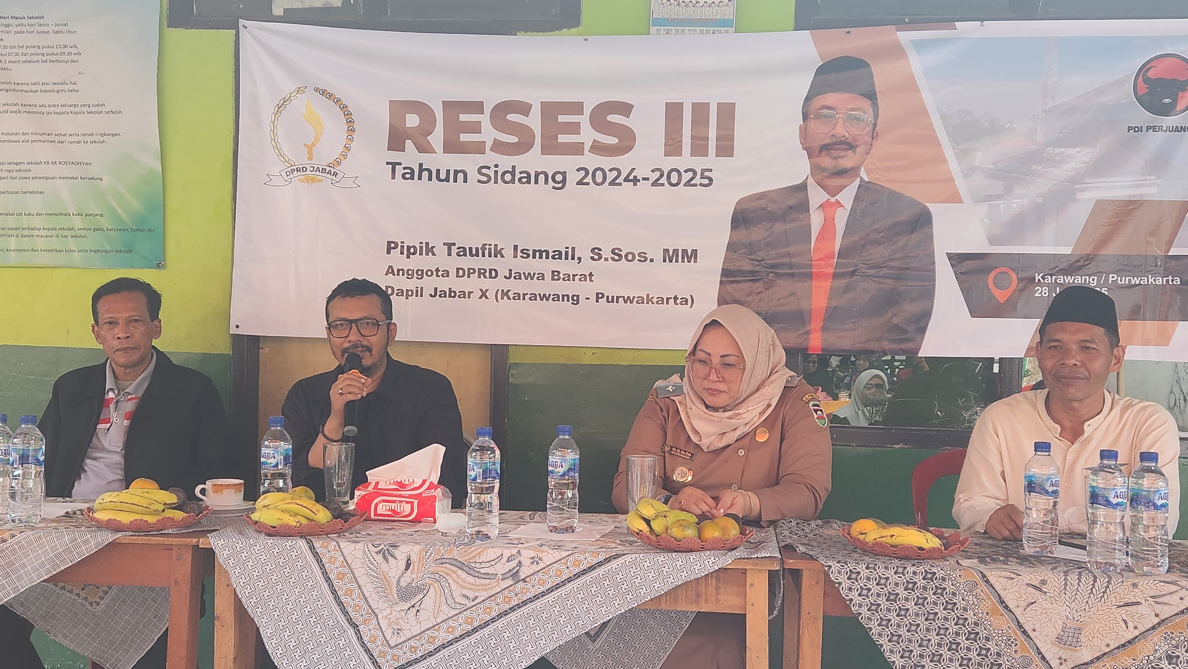 Reses di Desa Cibungur, Pipik Taufik Ismail Komitmen Dukung Pembangunan Infrastruktur dan Kesehatan