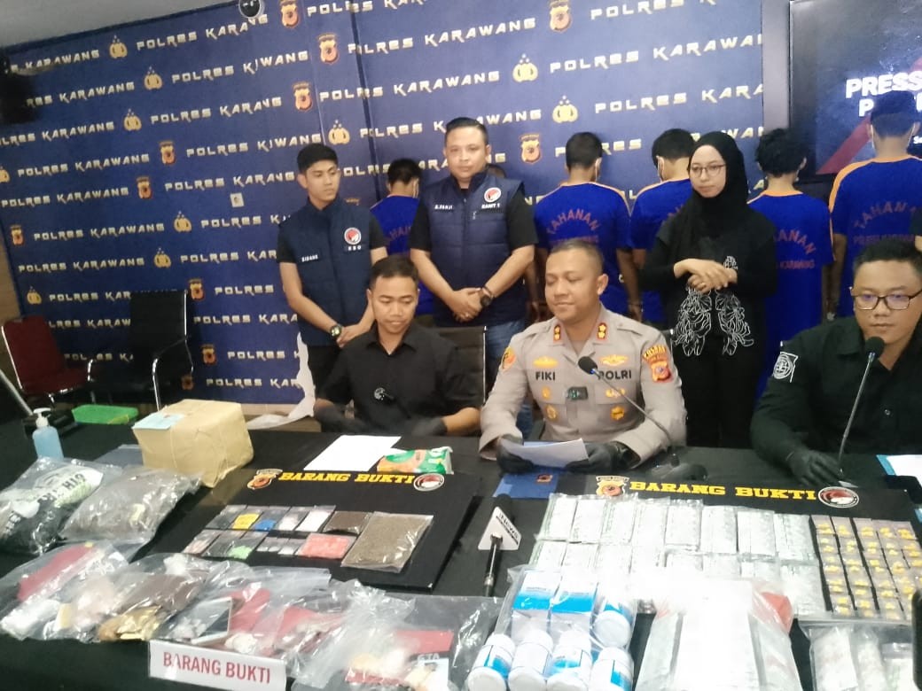 Sebulan, Satresnarkoba polres Karawang Bongkar 28 Kasus Narkoba dan Amankan 32 Pelaku