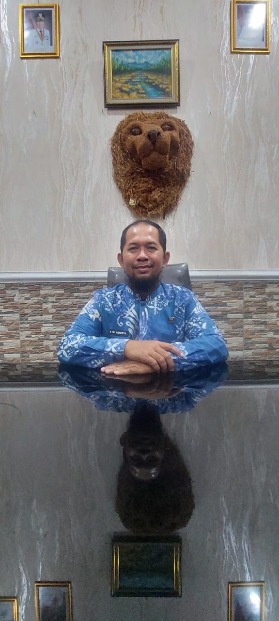 Disbudpar Karawang Genjot Ekonomi Kreatif: Fasilitasi Garapan \"Mantra Karawang\" Kang Cucu dan Perl