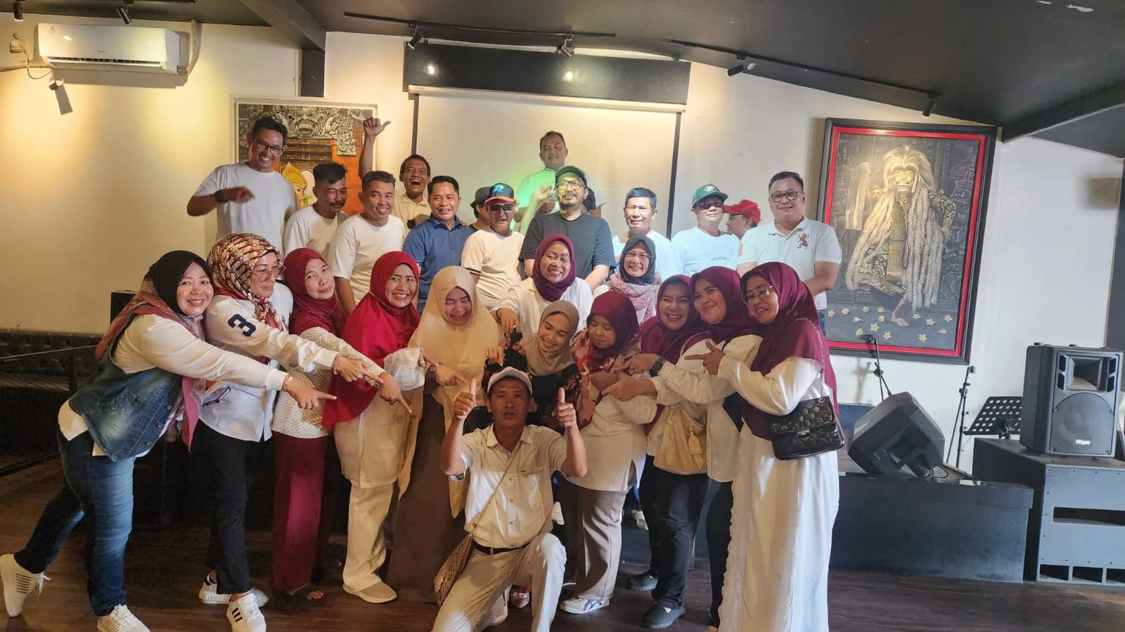 Alumni SMAN 4 Karawang Angkatan 1995 Rayakan Kebersamaan Tanpa Batas