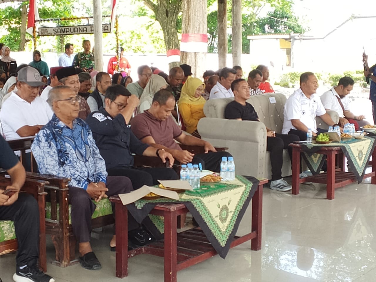Peringati Hari Pahlawan, Rescue Karang Taruna Gelar Tabur Bunga dan Aksi Bersih di balongsari