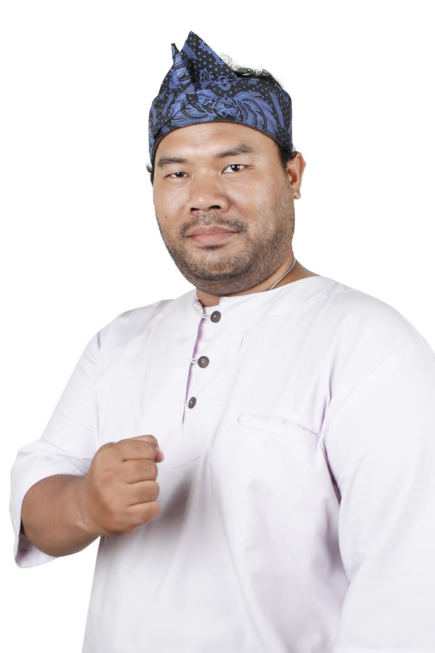 Krisis Visual Budaya, Kang Cucu Tagih Gapura Berjati Diri Karawang