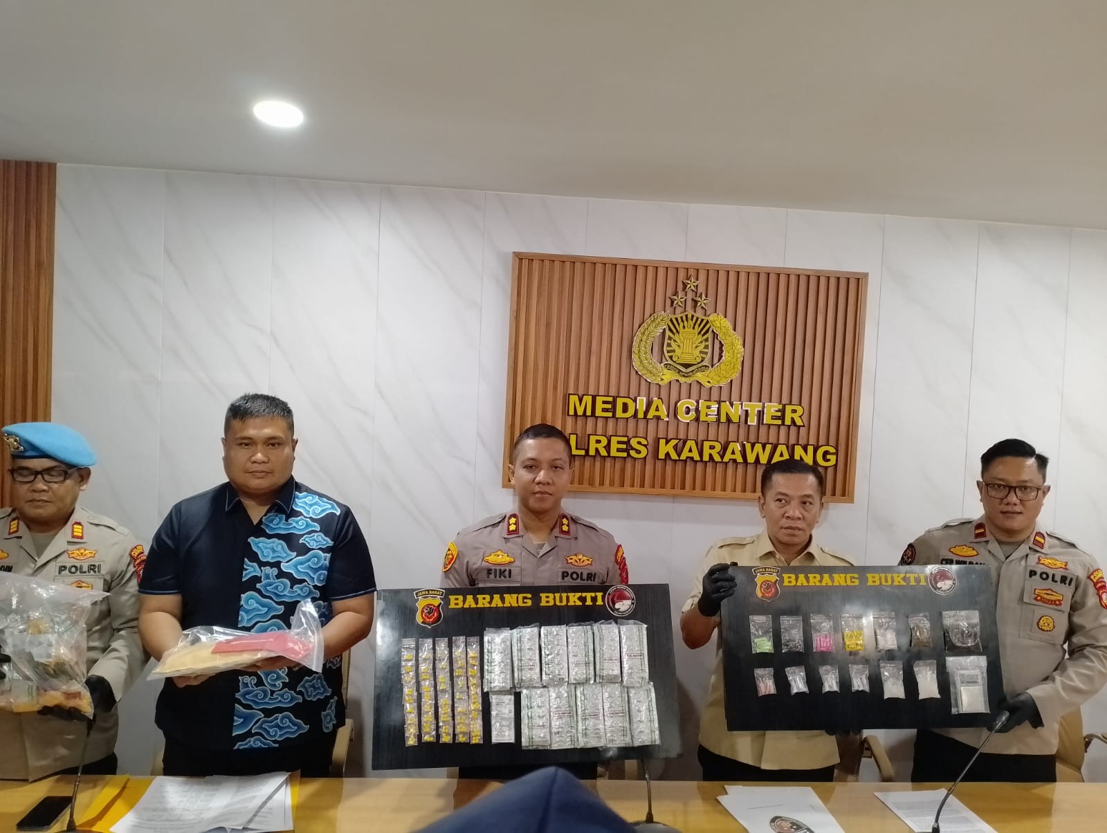 Polres Karawang Bongkar 31 Kasus Narkoba, Sita 1,4 Kilogram Sabu dan Amankan 41 Tersangka
