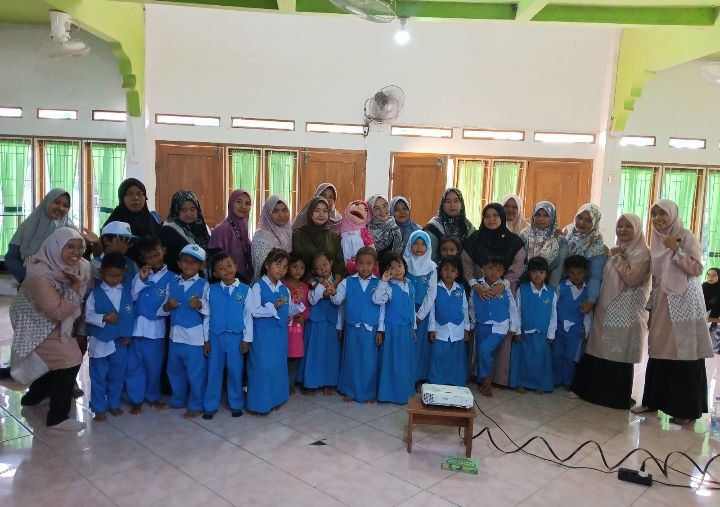 TKIT Fathimiyah Gelar Seminar Parenting: Bangun Kedekatan Hati dengan Anak Lewat Cerita