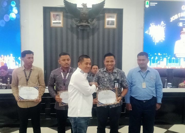 Gebyar Job Fair Online 2025 Resmi Dibuka Dukung Program 100 Hari Kerja Bupati-Wakil Bupati Karawan