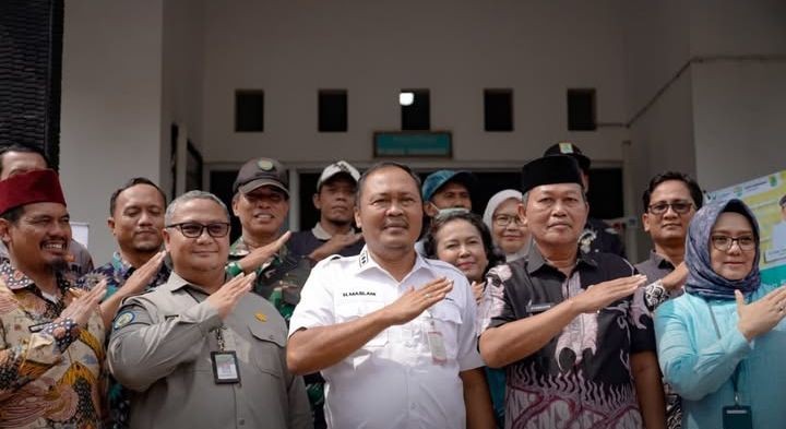 Wabup Karawang Tinjau Cek Kesehatan Gratis untuk Petani Pakisjaya