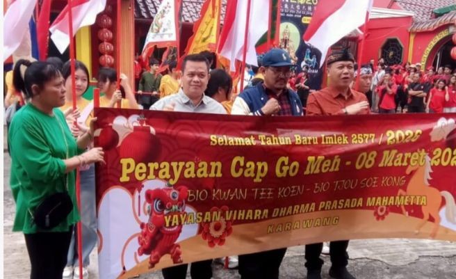 Ribuan Warga Padati Jalan Tuparev, Perayaan Imlek dan Cap Go Meh di Vihara Dharma Bakti Mahametta Be
