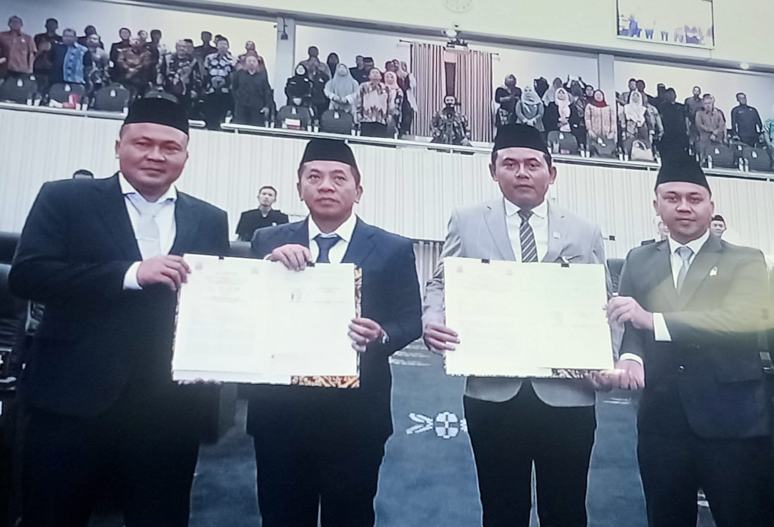 DPRD Kabupaten Karawang Gelar Rapat Paripurna Bahas Tiga Raperda Strategis dan Arah Pembangunan Daer