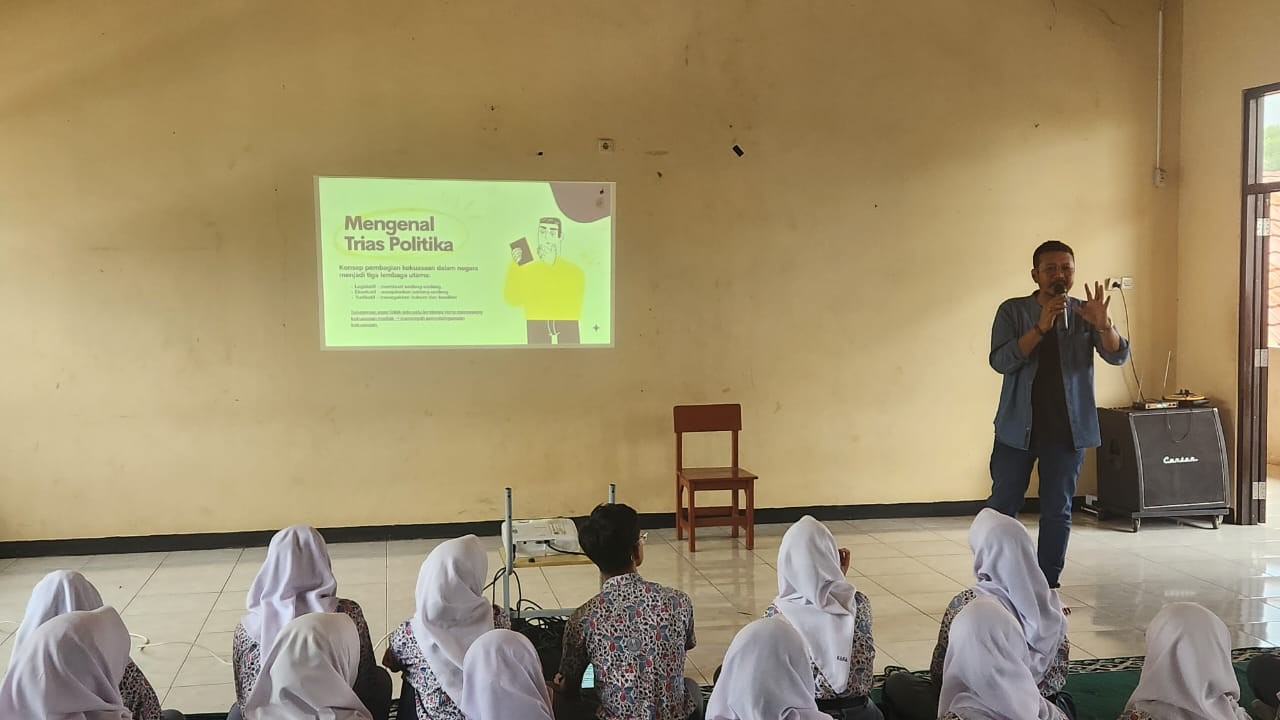 Pipik Taufik Ismail Dorong Pemuda Karawang Melek Politik dan Kebangsaan