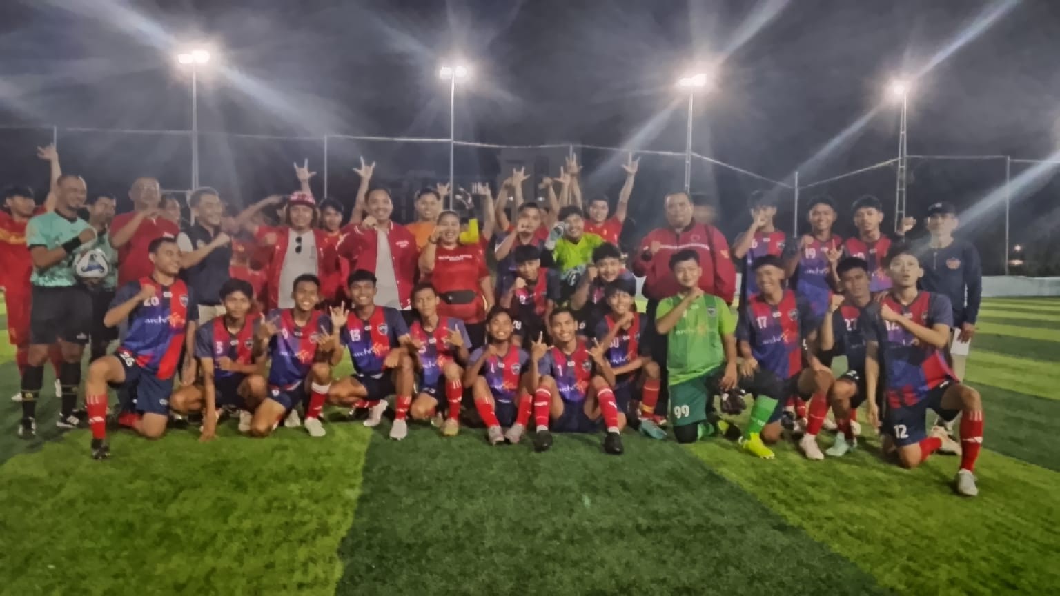 Dalam Rangka HUT ke-53 Partai Demokrasi Indonesia Perjuangan, DPC Karawang Gelar Turnamen Mini Socce