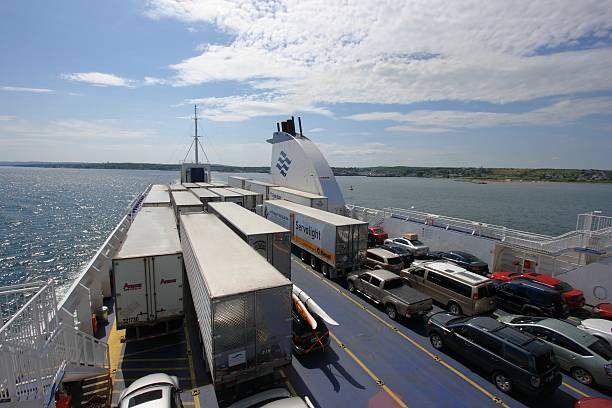 Fio Trans Cargo Jadi Pilihan Tepat untuk Pengiriman Barang Antar Pulau